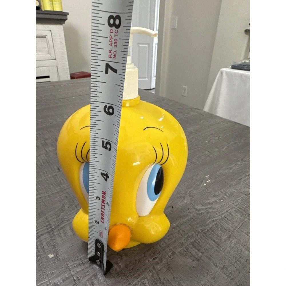 Vintage 1997 Tweety Bird‎ Large Soap Lotion Pump Dispenser Looney Tunes Rare HTF